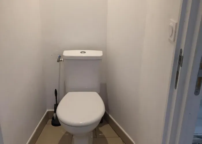 Proche Du Port * Mèze