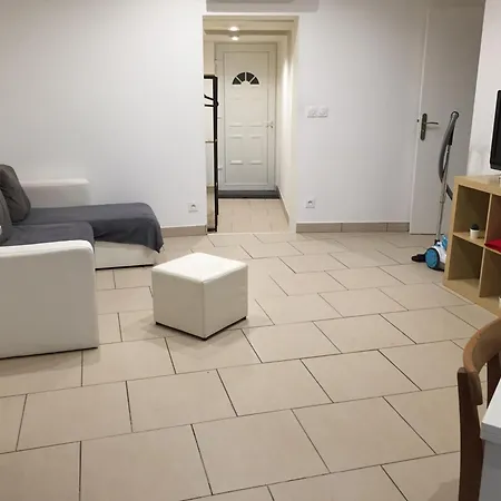 Proche Du Port Mèze